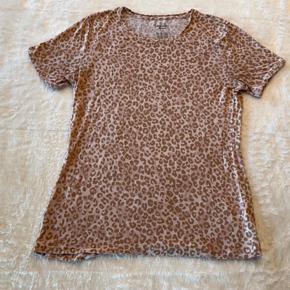 Nine West Essential Brown Leopard Print Short Sleeve Blouse Top Womens Small